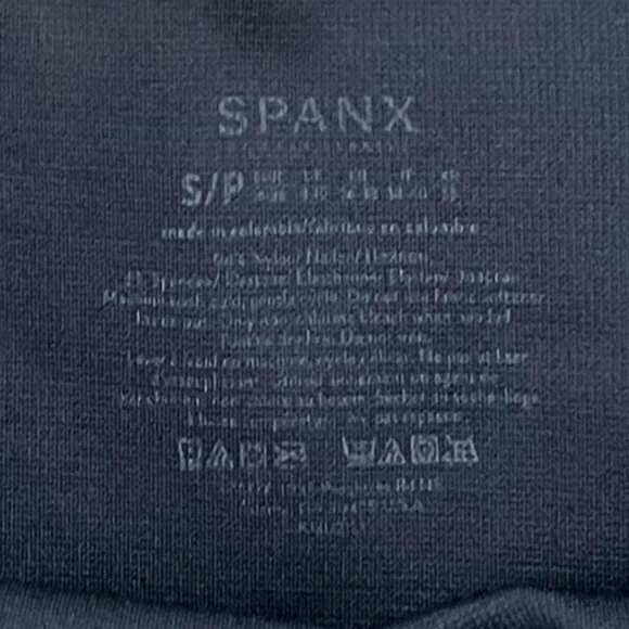 Spanx Look At Me Now Seamless High Rise Camo Biker Shorts Green/Black - Picture 4 of 5